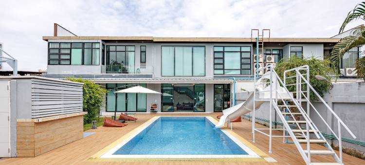 曼谷市区700平豪华高端泳池别墅(Luxury five-room pool villa)图片