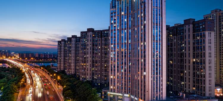 菲伦酒店(长沙洋湖湿地地铁站店)图片