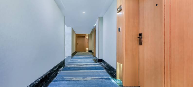 艾泊云端江景酒店图片