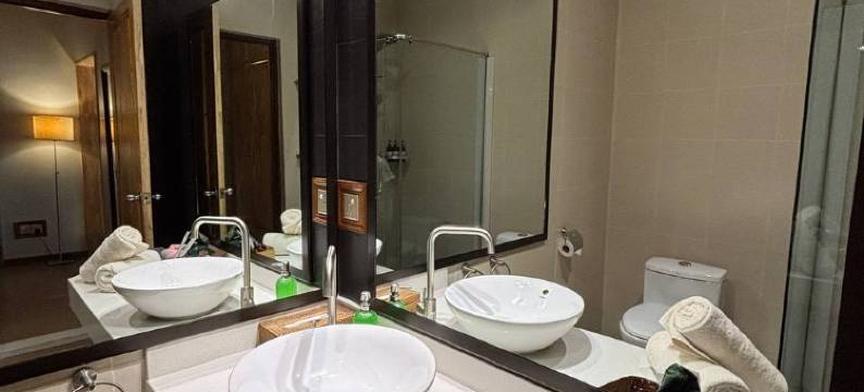 艾姆帮雨林度假酒店(Ambong Rainforest Retreat)图片