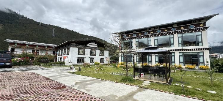 林芝仓决精品民宿图片