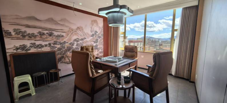 理塘天空之城轻居楼酒店图片