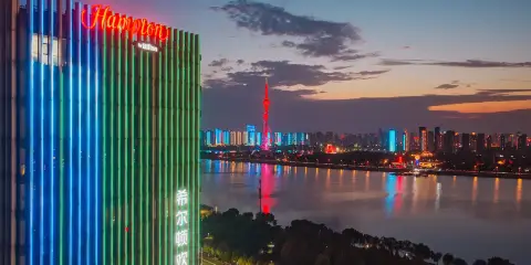 臨沂沂河希爾頓歡朋酒店