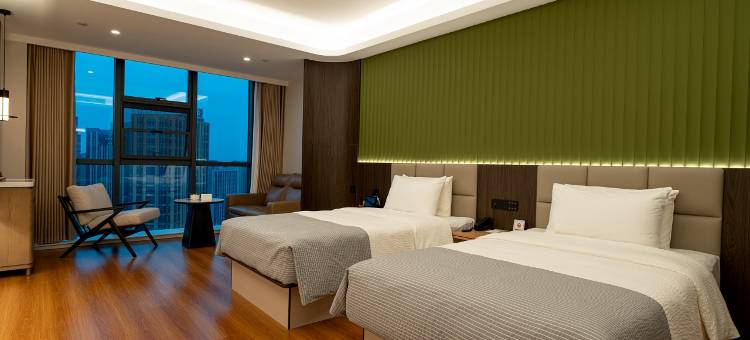 云端酒店(三门峡南站店)图片