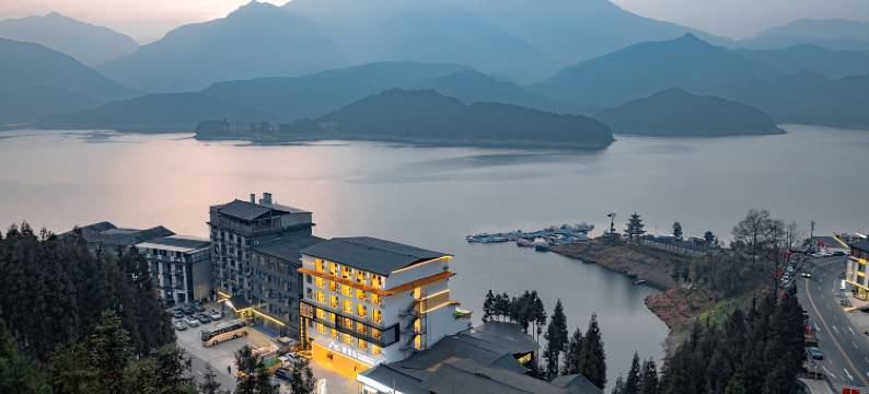 观景岛汤泉度假酒店(雅女湖店)图片