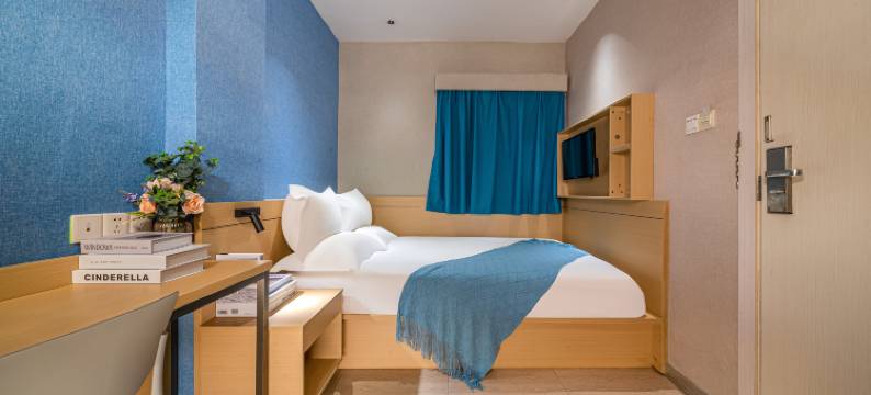 轻曼酒店(南宁小鸡村地铁站店)图片