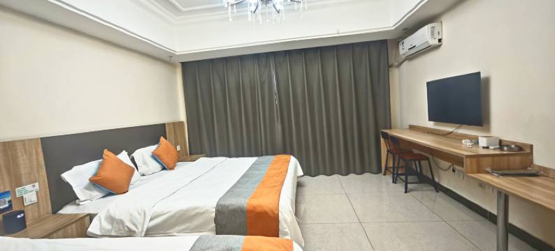 爱你时尚酒店(顺城万达店)图片