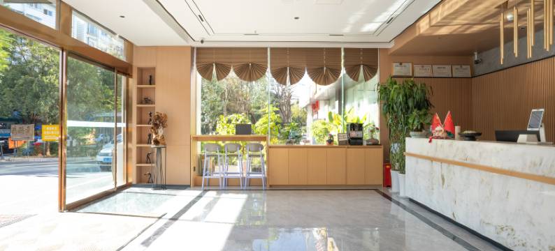 柏纳酒店(昆明西山区人民法院店)图片