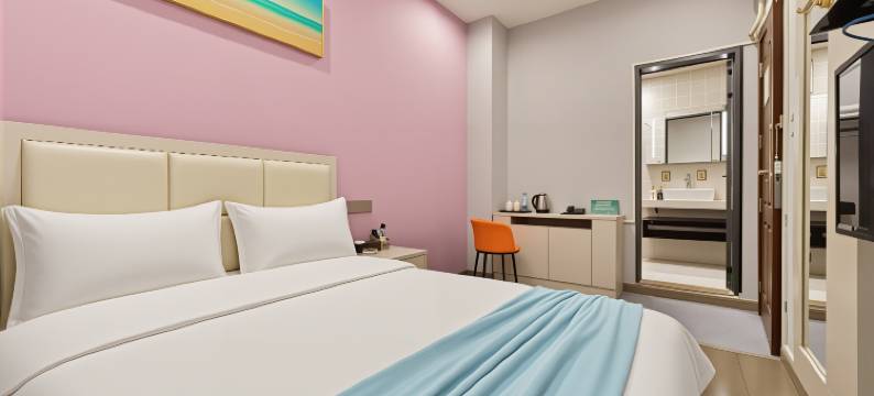 Shimmer·麦尔酒店(仁怀市国贸购物中心店)图片