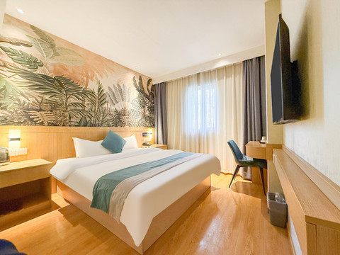 万怡酒店(邢台太行中学邢台站店)