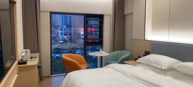 镇雄云栖酒店图片