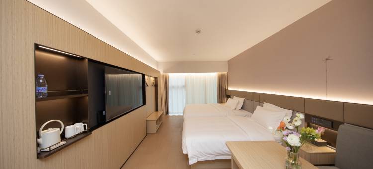 瑞季轻·居酒店(南京新街口上海路地铁站店)图片