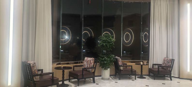 吐鲁番亚悦酒店(葡萄沟店)图片