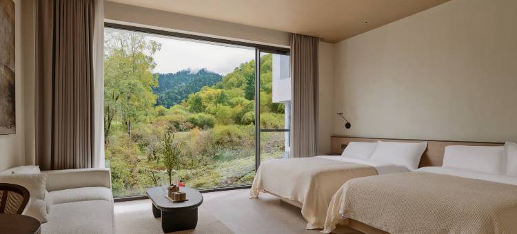 甲勿鉴山RESORT•九寨沟图片