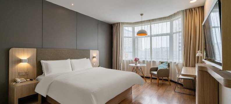 乐巢精选酒店(上海百联中环真光路地铁站店)图片