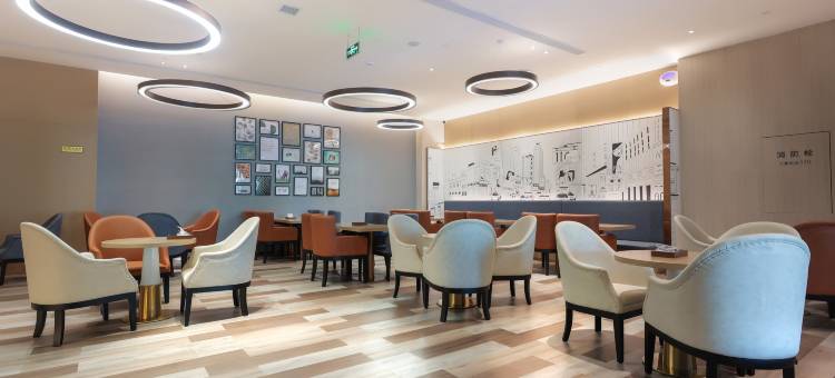 美豪酒店(防城港高铁北站店)图片