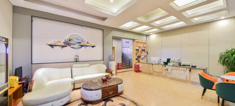 聆海假日酒店图片