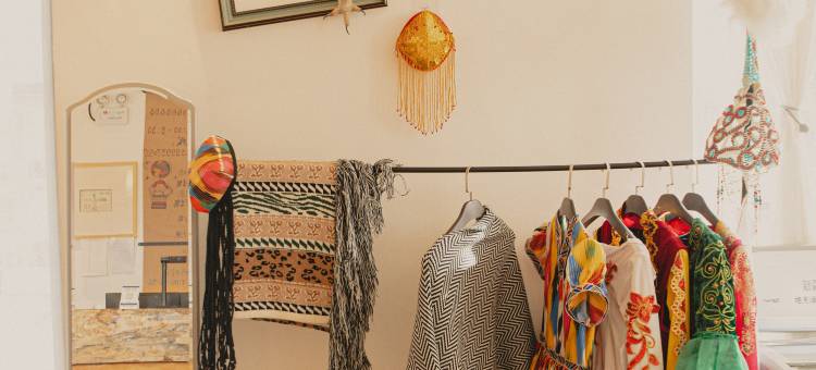 那拉提竹间民宿图片