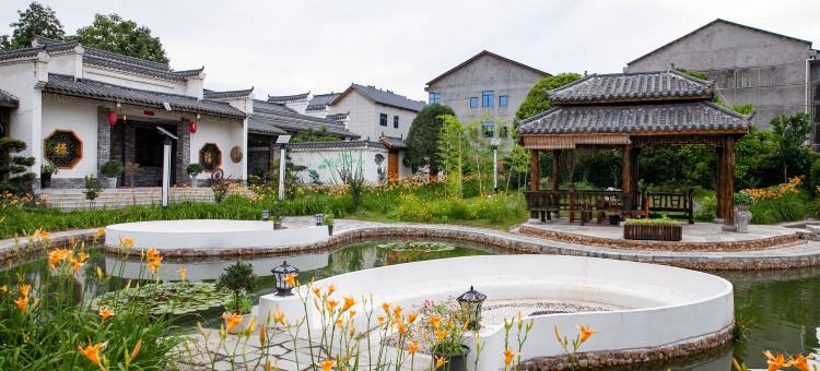 悦道园民宿(龙虎山游客中心店)图片