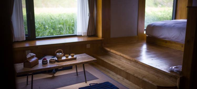 八美索南田园图片