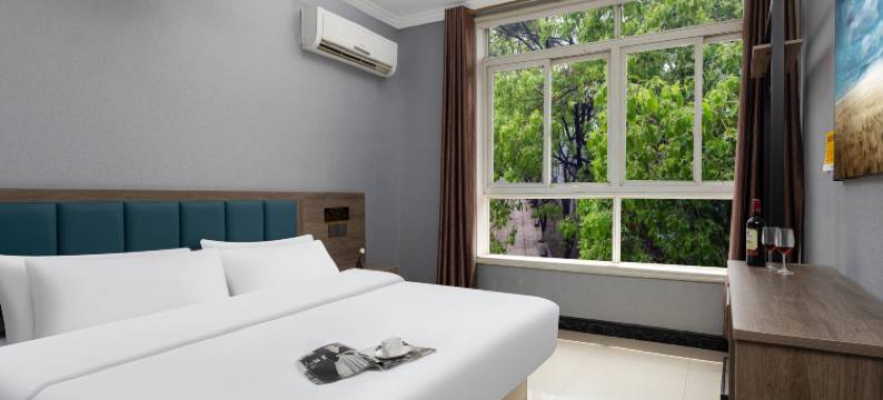 希悦酒店(紫荆夜市店)图片