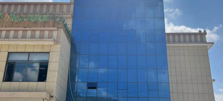 彭阳闽宁星光酒店图片