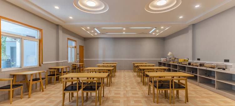 艺龙瑞云酒店(巢湖东站店)图片