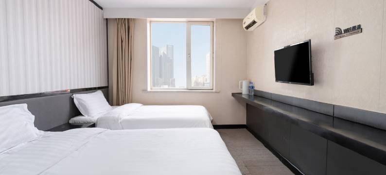 金逸轻居酒店(沈营大街上亿广场店)图片