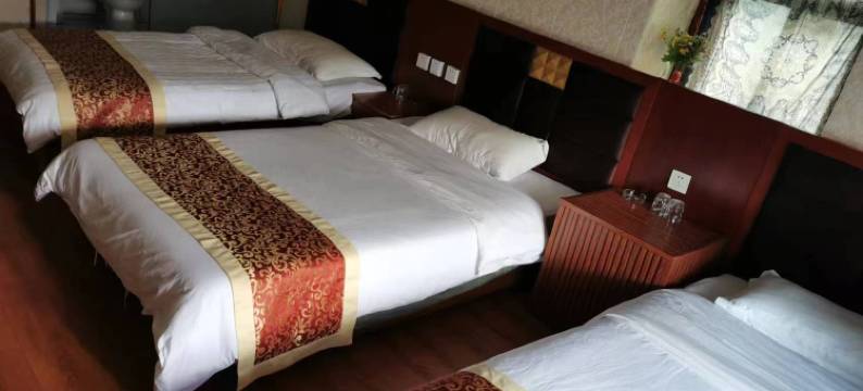 稻城凌云楼民宿图片