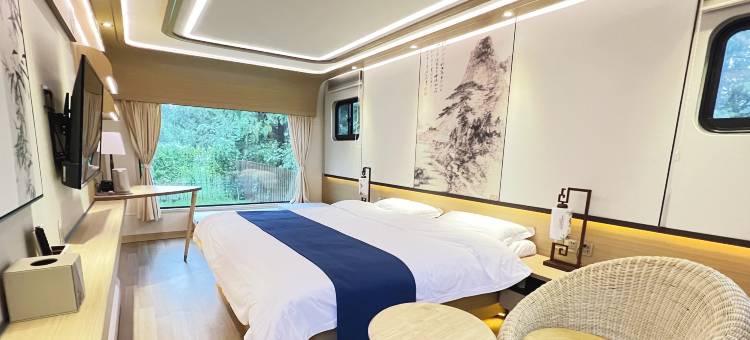 新密黄帝康养度假区房车露营基地图片