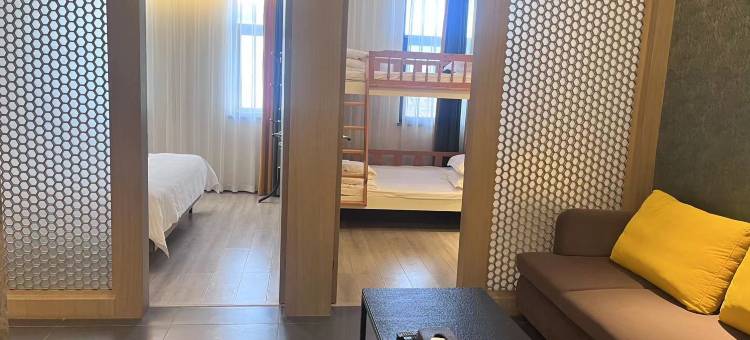 绵阳柏林山景酒店(园艺山东辰国际学校店)图片