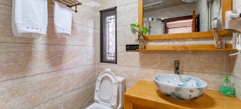 琴笙楠舍·巷里人家客栈(同里古镇店)图片