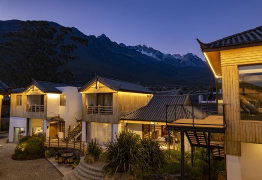 丽江瑞息·雪山屿野奢香氛酒店外景图