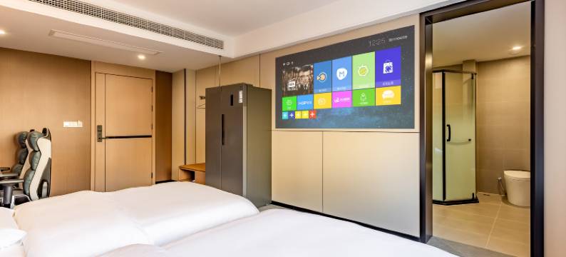 均墨电竞酒店(洛阳火车站店)图片