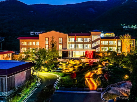 泰安云栖山麓民宿(泰山景区天外村店)