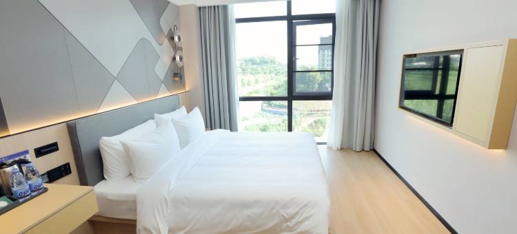 非繁城品酒店(南京溧水石湫轻轨站店)图片