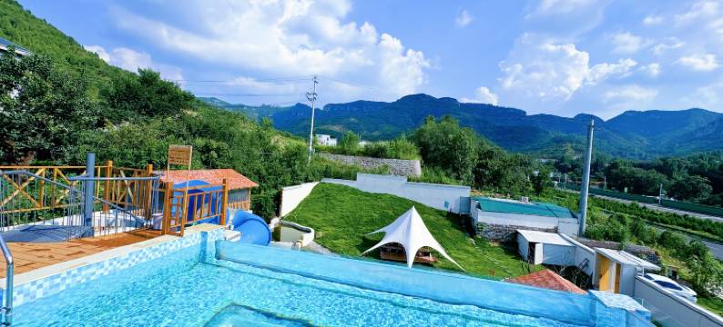 向云端南山小院图片