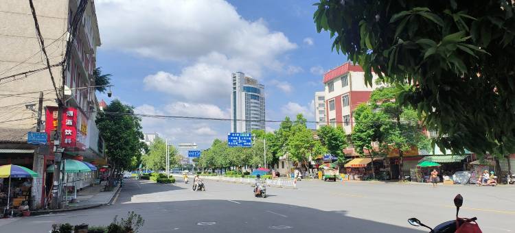 蓝景旅业(玉林财经学校店)图片