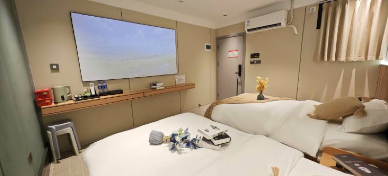 逸宸美宿(广州上下九步行街永庆坊店)图片