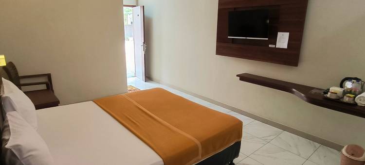 班登岸海滩酒店爪哇2号(Bandengan Beach Hotel Jepara 2)图片