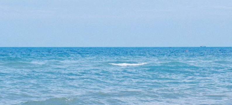 遇见四月青年旅舍(国际客运港侨港银滩店)图片