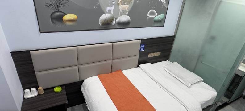 察右后旗盛泰宾馆图片