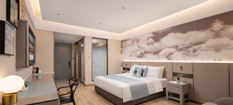 兰欧尚品酒店(阳泉平定县综合办公大楼青银高速出入口店)图片