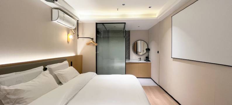 八汇酒店(金沙大道中悦广场店)图片