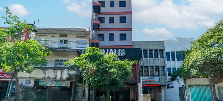 O Genteng 酒店，靠近 Genteng 市場，前身為 Uno 酒店(Hotel O Genteng Near Genteng Market Formerly Uno Hotel)图片