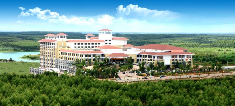 雷州樟树湾大酒店图片