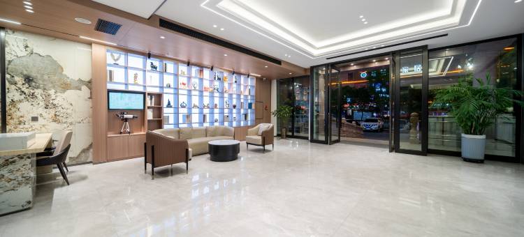 福兴酒店(和静县政府店)图片