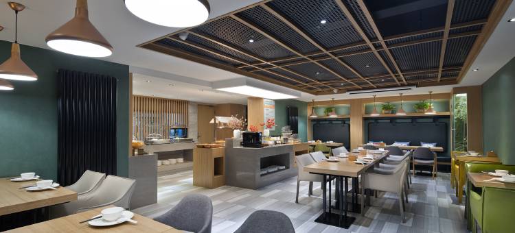 秋果酒店(北京西站六里桥东地铁站店)图片