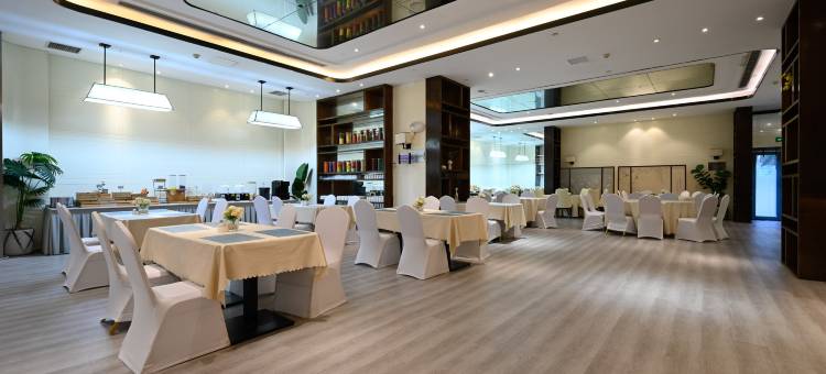 和光·ALIENSPACE外星人电竞酒店(成都合生汇光华公园地铁站店)图片