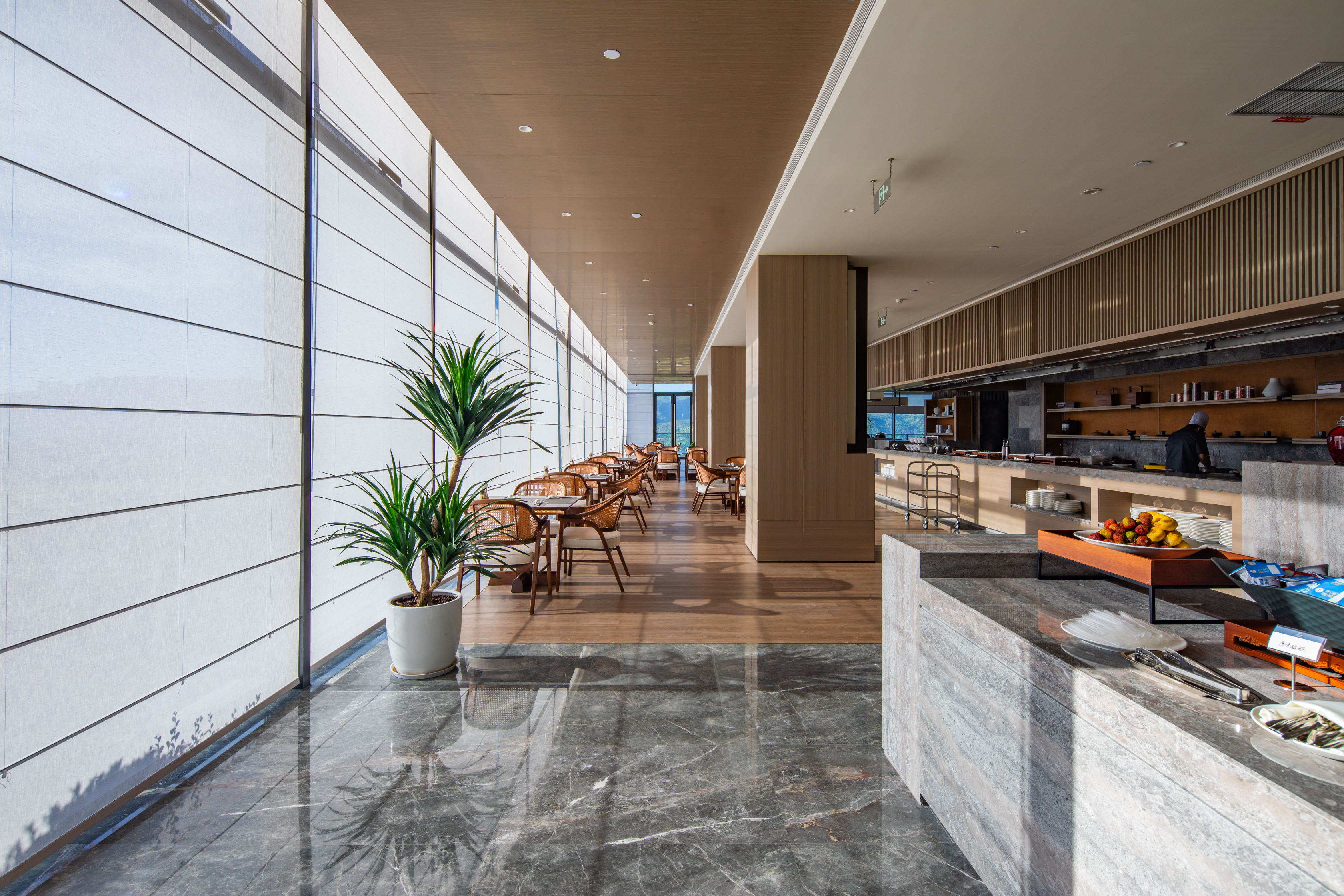 LANDISON RETREAT JUNMAN XIANJV Over view